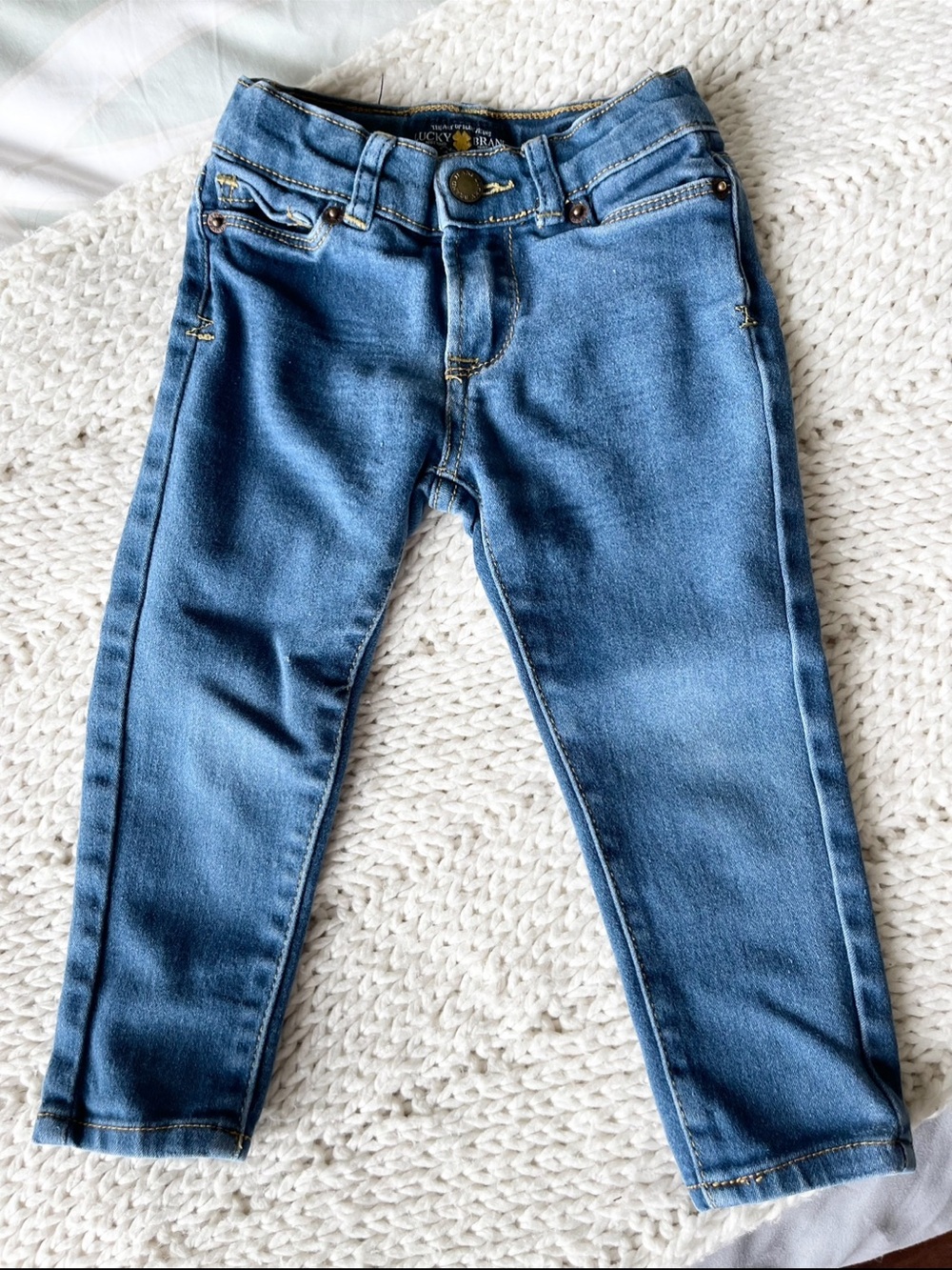 Lucky Brand 2T toddler jeans